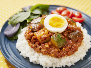 ごろごろ野菜のキーマカレー