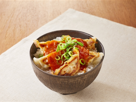 ぶっかけ！ガリトマ餃子丼