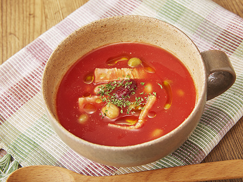 レンジで簡単!旨味たっぷりトマトスープ