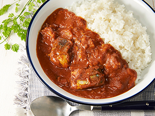 簡単・時短！10分さば缶カレー (野菜一日これ一杯）