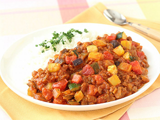 夏野菜のドライキーマカレー