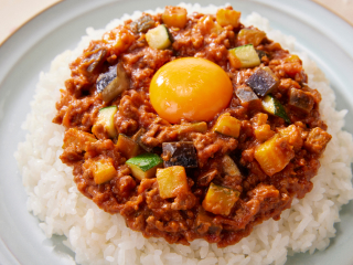 ころころ彩り野菜のキーマカレー