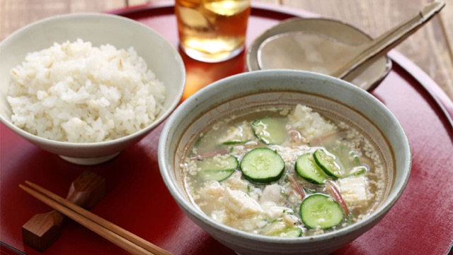 サラダだけじゃない!世界のきゅうり料理を楽しもう:冷や汁(宮崎の郷土料理) サラダだけじゃない!世界のきゅうり料理を楽しもう:冷や汁(宮崎の郷土料理)