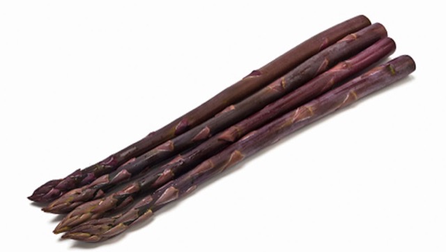 アスパラガスの種類：紫アスパラガス