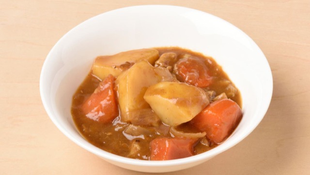 メークインは煮崩れが少ないのでカレーそのものの味わいが楽しめる メークインは煮崩れが少ないのでカレーそのものの味わいが楽しめる
