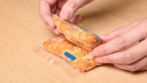 脱気パックのまま折って冷凍