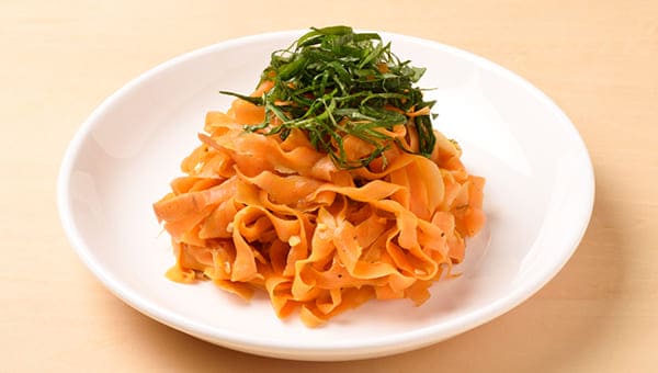 にんじんの皮を使ったペペロンチーノ にんじんの皮を使ったペペロンチーノ
