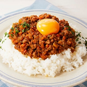 焼きケチャップのドライキーマカレー