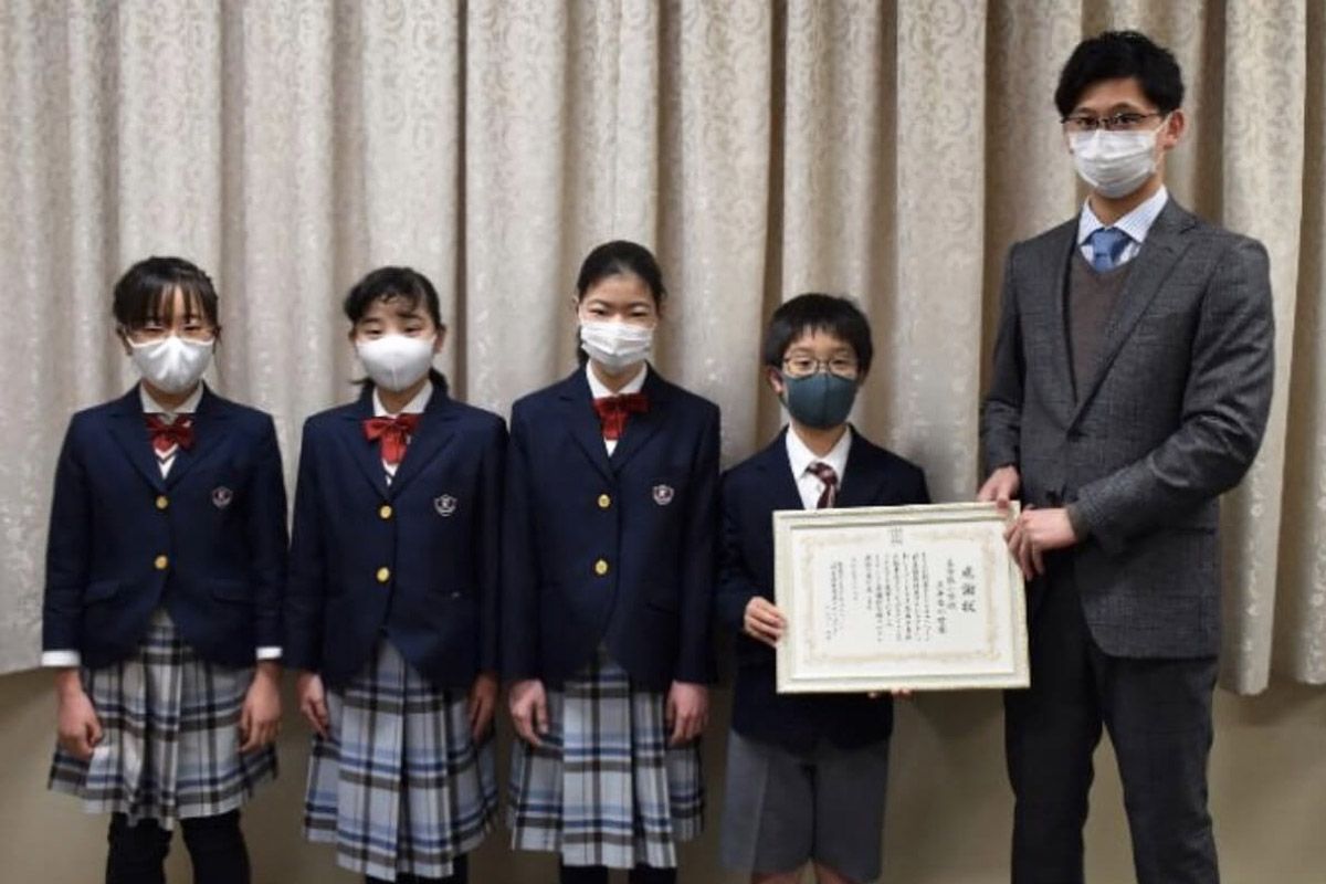立命館小学校の児童が考えたサステナブルな社会を実現するアイデア提案に感謝状進呈 2103_テ゛ィス゛ニー立命館.jpeg
